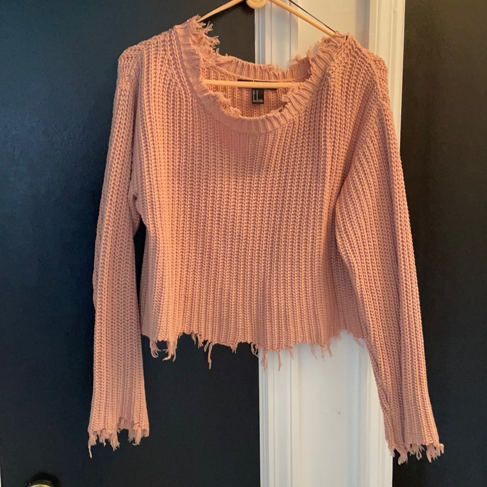 Forever 21 Pink Cropped Sweater
